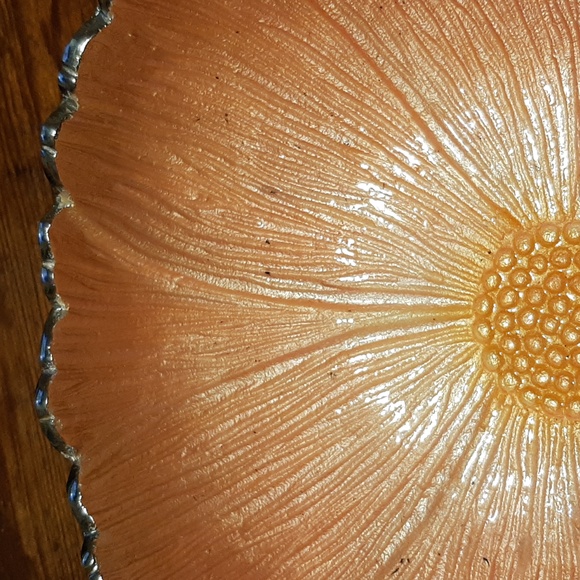 Large Silver and Pink Flower Shape Decorative Centerpiece Fruit Table Bo… - Picture 6 of 9